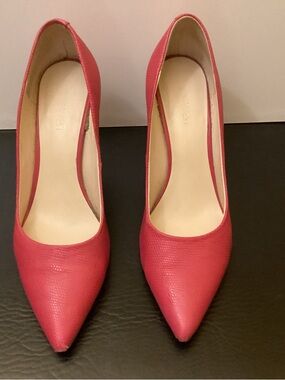 Nine West Pink Pointed-Toe Pumps
